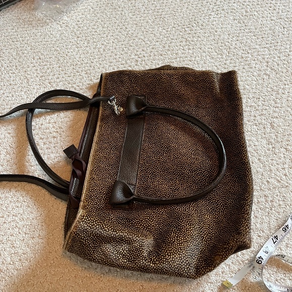 Like new Italian made Leather Bag super versatile! - Picture 5 of 9